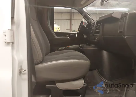 2019 Chevrolet Express 2500 Work Van from USA, damaged, VIN 1GCWGAFGXK1329284